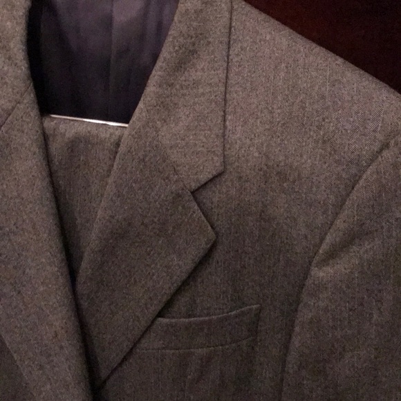 Gieves & hawkes men’s suit - Picture 2 of 3